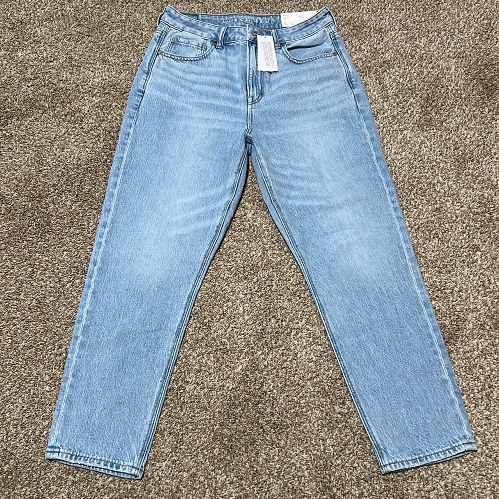 american eagle mom jeans 🦅NWT
